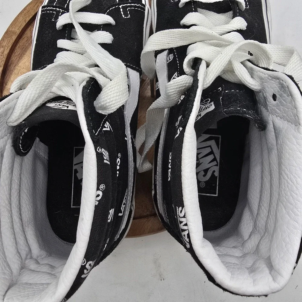 Vans product pair